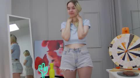 ashly_cherry online show from October 6, 11:51 am