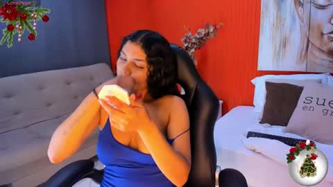 ashly online show from December 30, 12:20 pm
