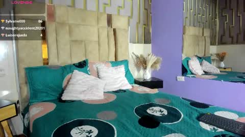 ASHLY online show from July 7, 7:23 am