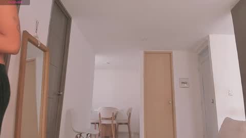 Snapshot of ashly_z chatting on April 25, 1:41 pm Ashly online show from April 25, 1:41 pm