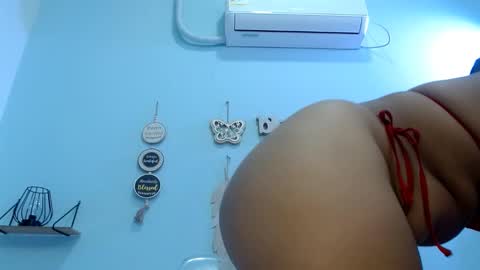 ashly online show from November 28, 2:14 am