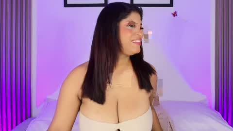 Snapshot of ashlycarteer chatting on March 31, 2:13 am online show from March 31, 2:13 am