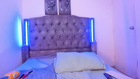 ashlye_rose0 online show from November 17, 12:44 pm