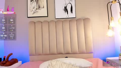 ashlye_white online show from May 16, 12:07 am