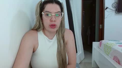 AshlyMoon online show from December 10, 3:12 pm