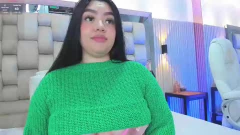 ashlyn online show from February 10, 11:45 pm