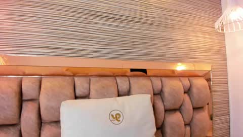 ashlyn online show from January 8, 8:44 pm