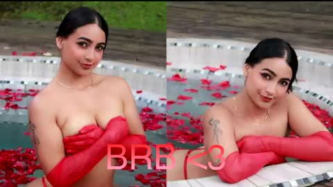 Ashly Rouxx online show from May 15, 11:45 pm