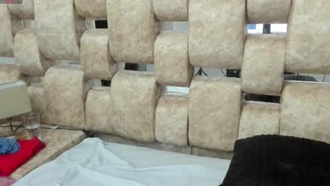 Ashly online show from January 17, 3:32 pm