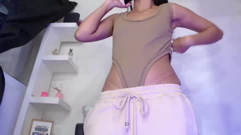  Ashly online show from September 15, 9:37 pm