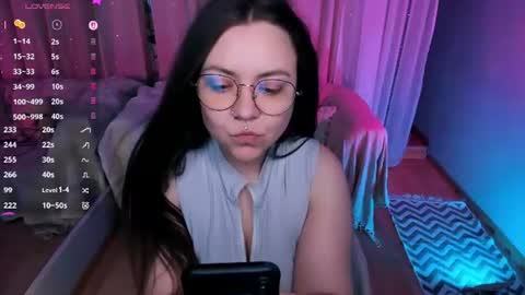Your girlfriend online show from July 5, 11:45 pm