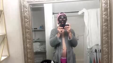 Ashton online show from April 3, 3:54 pm