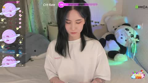 Snapshot of asiafairy chatting on December 7, 1:07 pm Emma online show from December 7, 1:07 pm