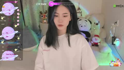 Snapshot of asiafairy chatting on December 22, 1:22 pm Emma online show from December 22, 1:22 pm