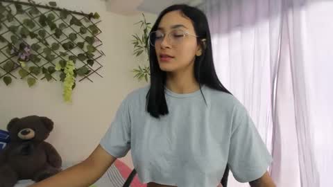 Snapshot of asiam_brunet chatting on October 14, 2:07 pm Camila online show from October 14, 2:07 pm