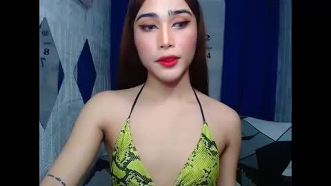 Snapshot of asian_caulix chatting on March 9, 2:21 pm baby caulix online show from March 9, 2:21 pm