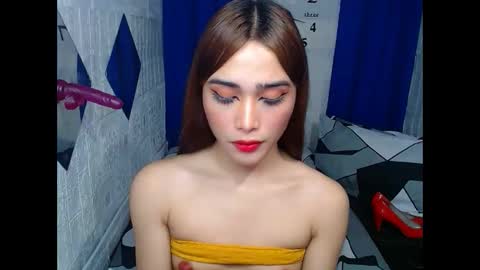 Snapshot of asian_caulix chatting on March 9, 8:31 pm baby caulix online show from March 9, 8:31 pm