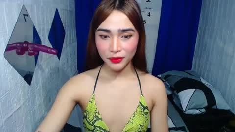 Snapshot of asian_caulix chatting on March 10, 4:57 pm baby caulix online show from March 10, 4:57 pm
