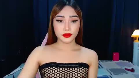 Snapshot of asian_caulix chatting on September 13, 12:38 pm baby caulix online show from September 13, 12:38 pm