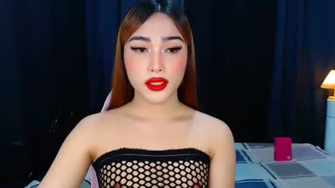Snapshot of asian_caulix chatting on September 18, 2:35 am baby caulix online show from September 18, 2:35 am