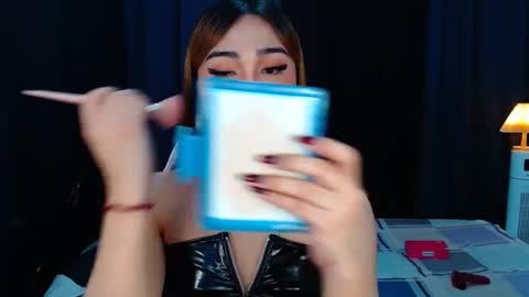 Snapshot of asian_caulix chatting on September 23, 5:05 pm baby caulix online show from September 23, 5:05 pm