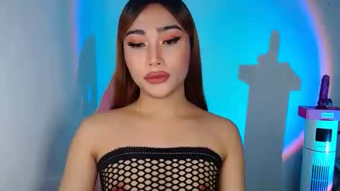 Snapshot of asian_caulix chatting on September 27, 1:32 am baby caulix online show from September 27, 1:32 am