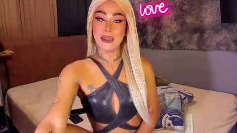 Snapshot of asian_cumsawyer chatting on October 30, 11:11 am bigload CUM take me private show or passwordshow online show from October 30, 11:11 am