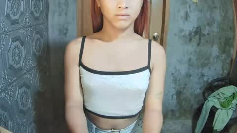 Snapshot of asian_geraldinexxx chatting on April 3, 10:41 pm asian_geraldinexxx online show from April 3, 10:41 pm