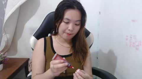 bb girl online show from March 27, 1:11 pm