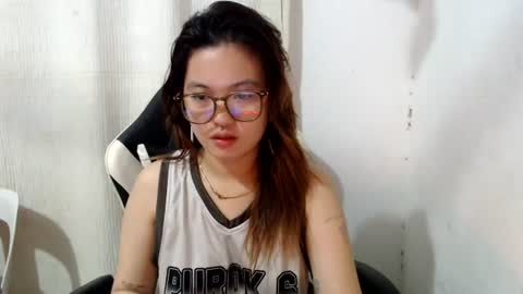 Snapshot of asian_honey69 chatting on July 2, 9:43 pm bb girl online show from July 2, 9:43 pm