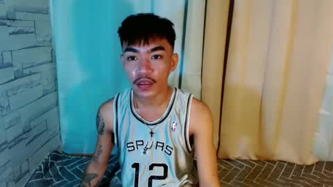 Snapshot of asian_kimxxx chatting on December 3, 11:01 am don online show from December 3, 11:01 am