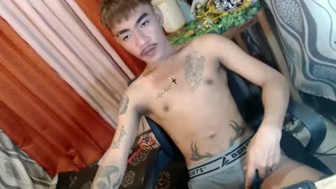 Snapshot of asian_kimxxx chatting on December 18, 1:05 am don online show from December 18, 1:05 am