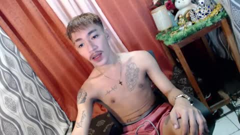 Snapshot of asian_kimxxx chatting on December 30, 7:15 am don online show from December 30, 7:15 am