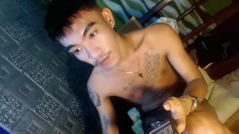 Snapshot of asian_kimxxx chatting on January 27, 12:54 am don online show from January 27, 12:54 am