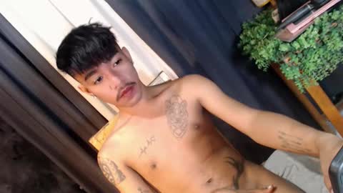 Snapshot of asian_kimxxx chatting on September 25, 12:25 am don online show from September 25, 12:25 am