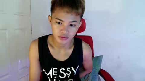 asian_lover05 online show from April 27, 5:00 pm