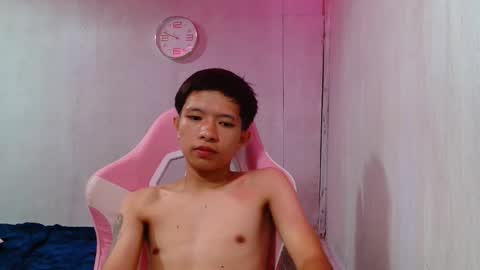 asian_macky online show from May 9, 1:49 pm