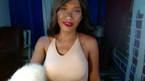 Lovely online show from January 20, 7:04 am