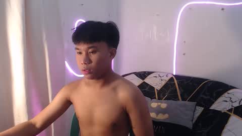 Snapshot of asian_prince_of_cock chatting on September 14, 9:41 am Prince online show from September 14, 9:41 am