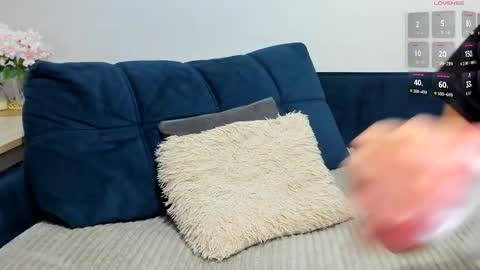 Snapshot of asian_pussy_cat chatting on October 13, 6:13 am Hare online show from October 13, 6:13 am