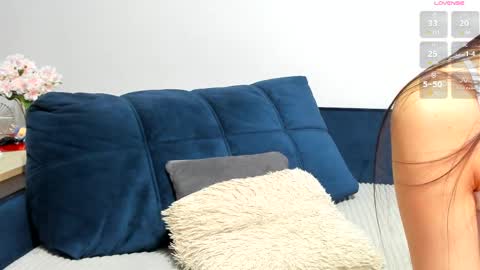 Snapshot of asian_pussy_cat chatting on April 7, 12:27 pm Hare online show from April 7, 12:27 pm