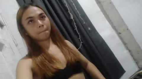 Snapshot of asian_reyshell chatting on January 7, 10:01 am Reyshell online show from January 7, 10:01 am