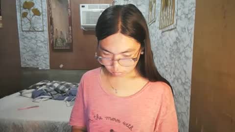 Snapshot of asian_rhean chatting on October 7, 10:56 am Rhean online show from October 7, 10:56 am