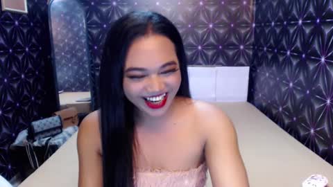 Snapshot of asian_suteishi chatting on January 25, 1:52 pm stacey online show from January 25, 1:52 pm