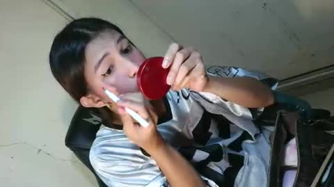 asian_sweetpinayxxx online show from May 18, 11:43 pm