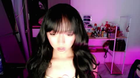 ALEXANDRA online show from May 24, 11:15 am