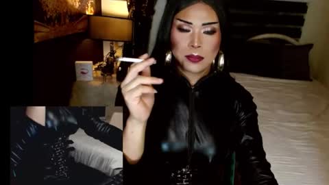 Snapshot of asianassetxxx chatting on February 16, 6:37 pm nicole online show from February 16, 6:37 pm