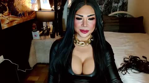 Snapshot of asianassetxxx chatting on March 10, 6:57 pm nicole online show from March 10, 6:57 pm