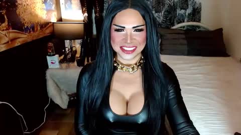 Snapshot of asianassetxxx chatting on March 11, 5:19 pm nicole online show from March 11, 5:19 pm