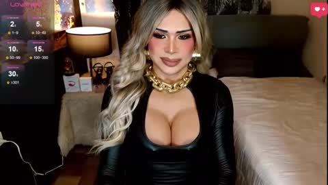 Snapshot of asianassetxxx chatting on March 27, 5:56 pm nicole online show from March 27, 5:56 pm